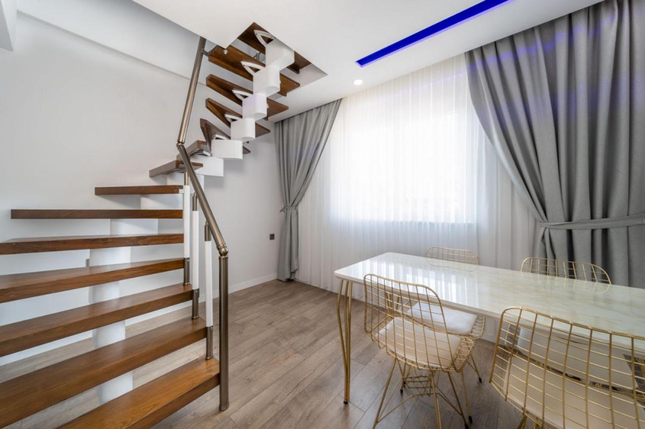 Apartament Modern And Central Duplex Near Beach In